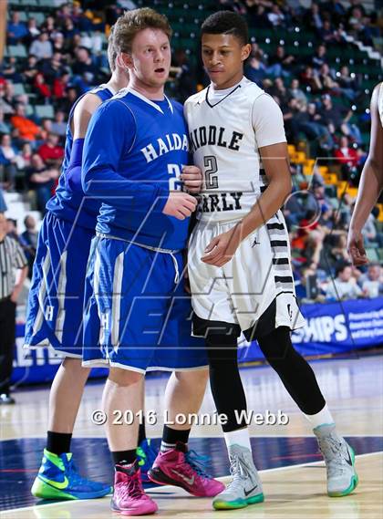 Thumbnail 2 in Middle Early College vs. Haldane (NYSPHSAA Class C Final) photogallery.