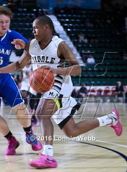 Thumbnail 1 in Middle Early College vs. Haldane (NYSPHSAA Class C Final) photogallery.