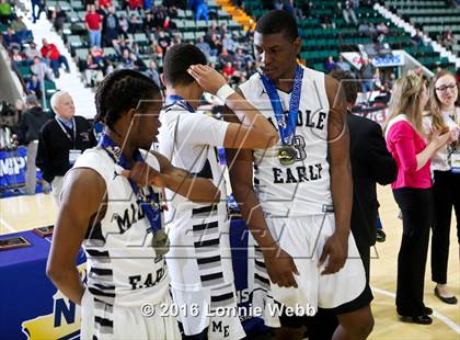 Thumbnail 3 in Middle Early College vs. Haldane (NYSPHSAA Class C Final) photogallery.