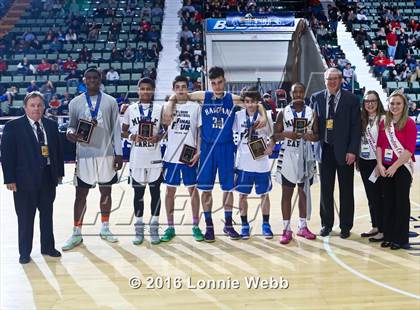 Thumbnail 3 in Middle Early College vs. Haldane (NYSPHSAA Class C Final) photogallery.