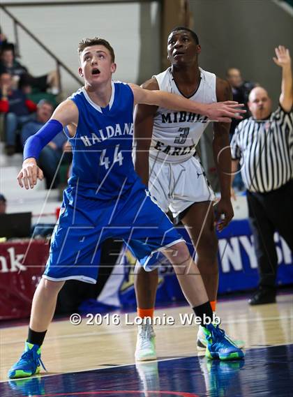 Thumbnail 1 in Middle Early College vs. Haldane (NYSPHSAA Class C Final) photogallery.