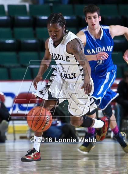 Thumbnail 1 in Middle Early College vs. Haldane (NYSPHSAA Class C Final) photogallery.