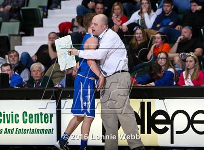 Thumbnail 2 in Middle Early College vs. Haldane (NYSPHSAA Class C Final) photogallery.