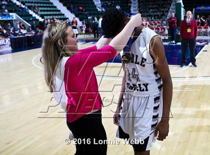 Thumbnail 1 in Middle Early College vs. Haldane (NYSPHSAA Class C Final) photogallery.