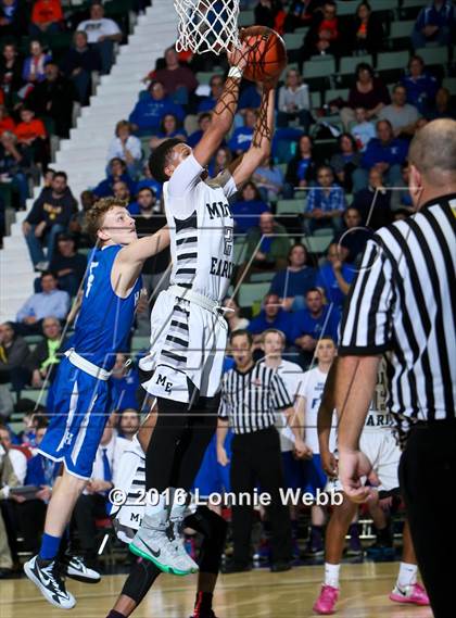 Thumbnail 1 in Middle Early College vs. Haldane (NYSPHSAA Class C Final) photogallery.