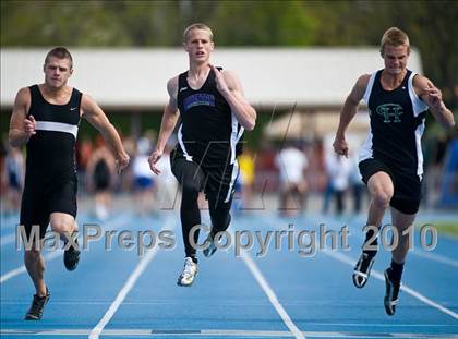 Thumbnail 1 in Utah State Track and Field Championships  photogallery.