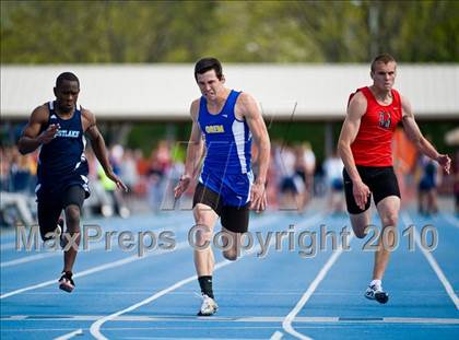 Thumbnail 1 in Utah State Track and Field Championships  photogallery.