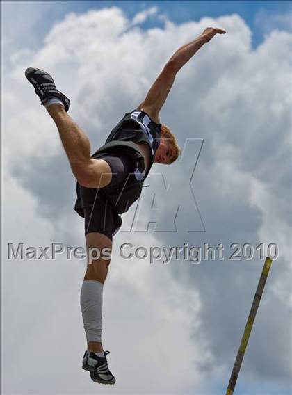 Thumbnail 3 in Utah State Track and Field Championships  photogallery.