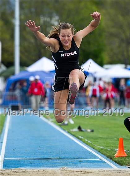 Thumbnail 3 in Utah State Track and Field Championships  photogallery.
