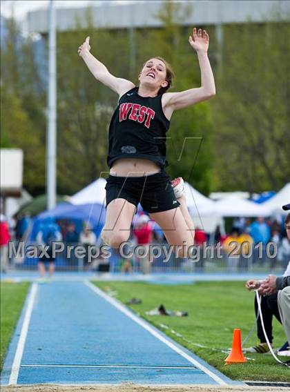 Thumbnail 3 in Utah State Track and Field Championships  photogallery.