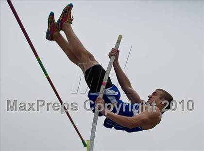 Thumbnail 2 in Utah State Track and Field Championships  photogallery.