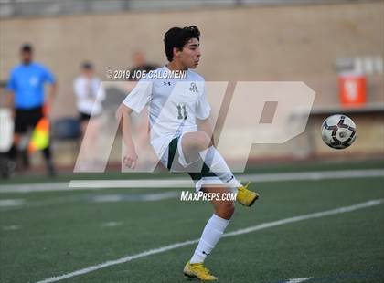 Thumbnail 3 in Reagan [Ronald] vs Marshall (UIL 6A Bi-District Playoff) photogallery.