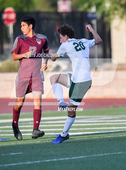 Thumbnail 3 in Reagan [Ronald] vs Marshall (UIL 6A Bi-District Playoff) photogallery.