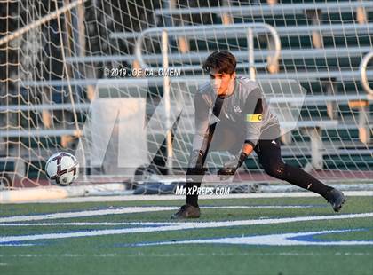 Thumbnail 1 in Reagan [Ronald] vs Marshall (UIL 6A Bi-District Playoff) photogallery.