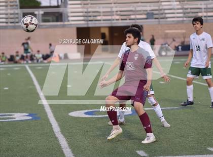 Thumbnail 2 in Reagan [Ronald] vs Marshall (UIL 6A Bi-District Playoff) photogallery.
