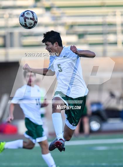 Thumbnail 1 in Reagan [Ronald] vs Marshall (UIL 6A Bi-District Playoff) photogallery.