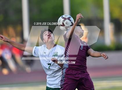 Thumbnail 2 in Reagan [Ronald] vs Marshall (UIL 6A Bi-District Playoff) photogallery.