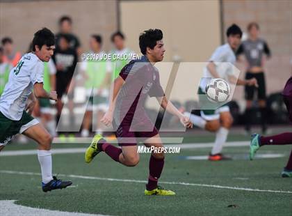 Thumbnail 2 in Reagan [Ronald] vs Marshall (UIL 6A Bi-District Playoff) photogallery.