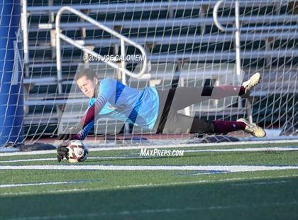 Thumbnail 1 in Reagan [Ronald] vs Marshall (UIL 6A Bi-District Playoff) photogallery.