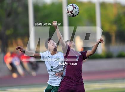 Thumbnail 3 in Reagan [Ronald] vs Marshall (UIL 6A Bi-District Playoff) photogallery.