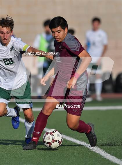 Thumbnail 1 in Reagan [Ronald] vs Marshall (UIL 6A Bi-District Playoff) photogallery.