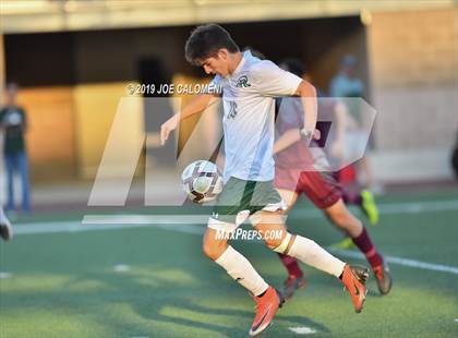 Thumbnail 2 in Reagan [Ronald] vs Marshall (UIL 6A Bi-District Playoff) photogallery.