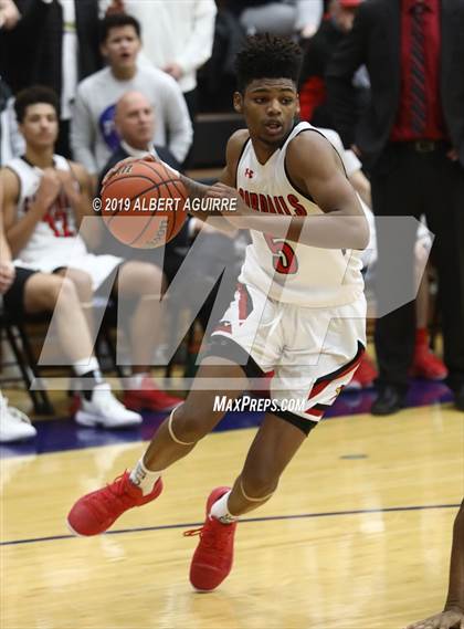 Thumbnail 1 in Pike vs. Southport  (IHSAA 4A 1st Round Playoff) photogallery.