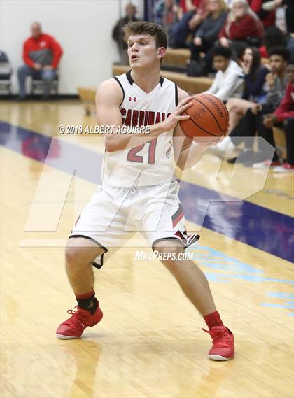 Thumbnail 3 in Pike vs. Southport  (IHSAA 4A 1st Round Playoff) photogallery.