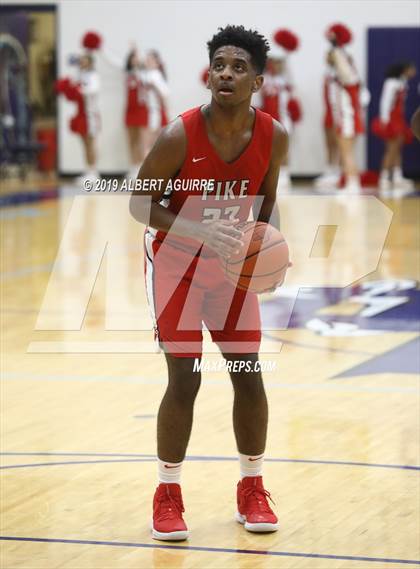 Thumbnail 2 in Pike vs. Southport  (IHSAA 4A 1st Round Playoff) photogallery.