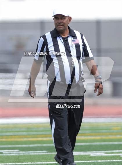 Thumbnail 1 in Campolindo vs. Amador Valley (Honor Bowl) photogallery.