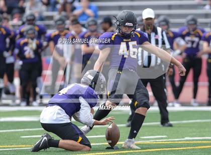 Thumbnail 3 in Campolindo vs. Amador Valley (Honor Bowl) photogallery.