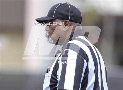 Thumbnail 2 in Campolindo vs. Amador Valley (Honor Bowl) photogallery.