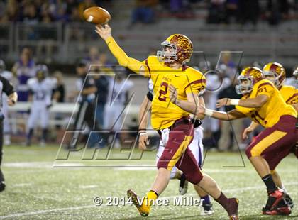 Thumbnail 1 in Enumclaw vs Sumner (SPSL 3A Tiebreaker) photogallery.