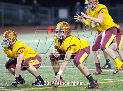 Thumbnail 2 in Enumclaw vs Sumner (SPSL 3A Tiebreaker) photogallery.