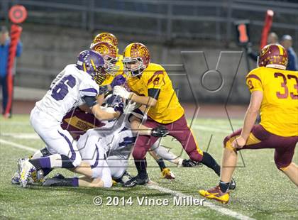 Thumbnail 1 in Enumclaw vs Sumner (SPSL 3A Tiebreaker) photogallery.