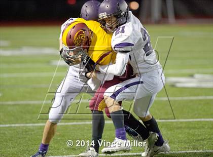 Thumbnail 3 in Enumclaw vs Sumner (SPSL 3A Tiebreaker) photogallery.