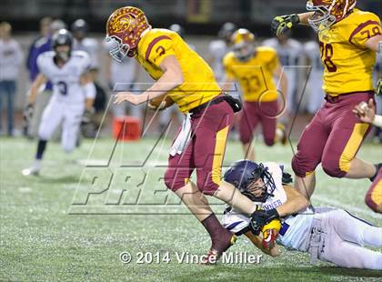 Thumbnail 2 in Enumclaw vs Sumner (SPSL 3A Tiebreaker) photogallery.