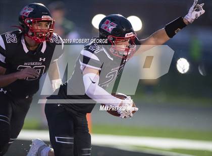 Thumbnail 2 in Catholic Memorial @ Muskego photogallery.