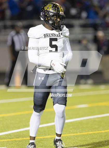 Thumbnail 3 in Westlake vs Brennan (UIL 6A D1 Football Region 4 Area) photogallery.