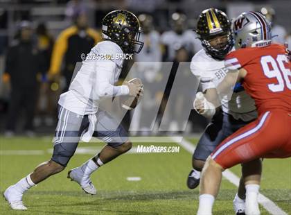 Thumbnail 2 in Westlake vs Brennan (UIL 6A D1 Football Region 4 Area) photogallery.