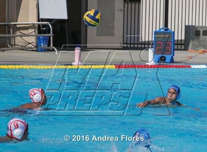 Thumbnail 1 in Rio Mesa @ Camarillo photogallery.