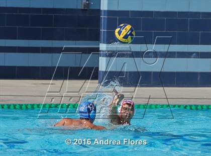 Thumbnail 1 in Rio Mesa @ Camarillo photogallery.