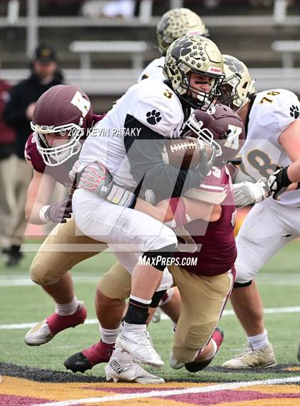 Thumbnail 3 in Daniel Hand vs. Killingly (CIAC Class SS Final) photogallery.