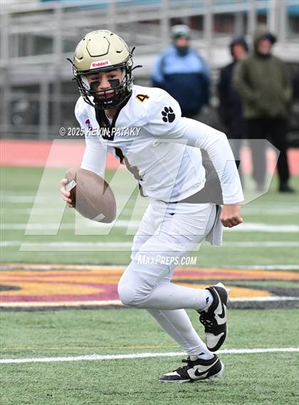 Thumbnail 2 in Daniel Hand vs. Killingly (CIAC Class SS Final) photogallery.