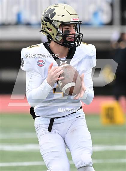 Thumbnail 3 in Daniel Hand vs. Killingly (CIAC Class SS Final) photogallery.