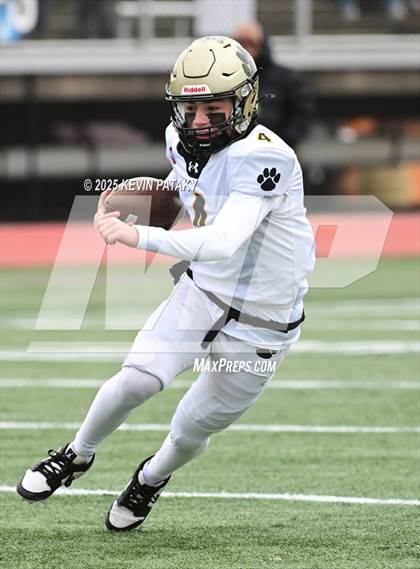 Thumbnail 2 in Daniel Hand vs. Killingly (CIAC Class SS Final) photogallery.