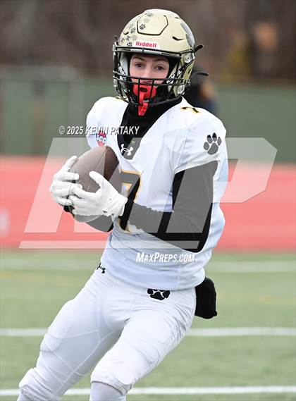 Thumbnail 3 in Daniel Hand vs. Killingly (CIAC Class SS Final) photogallery.