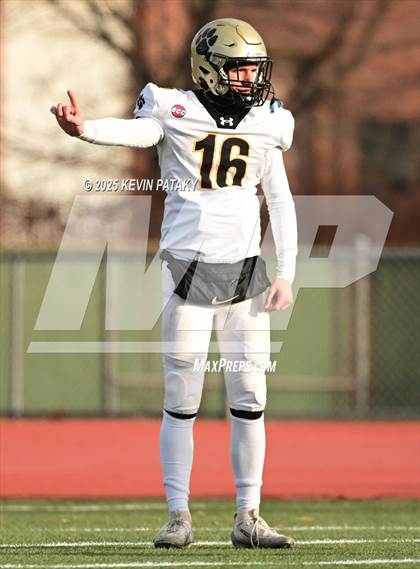 Thumbnail 3 in Daniel Hand vs. Killingly (CIAC Class SS Final) photogallery.