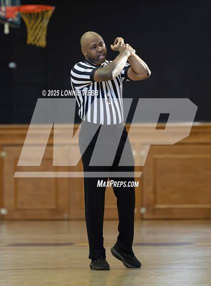 Thumbnail 3 in Northfield Mount Hermon vs Hill School (Shooting Stars Basketball Showcase) photogallery.