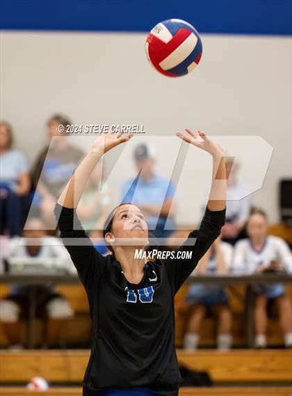 Thumbnail 3 in Lassen @ University Prep photogallery.